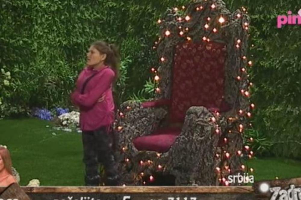 PRVI PUT nakon što je PRIZNALA da je ZALJUBLJENA U BANETA, Divna se SUOČILA S MARKOM! Evo šta joj je rekao! (VIDEO)