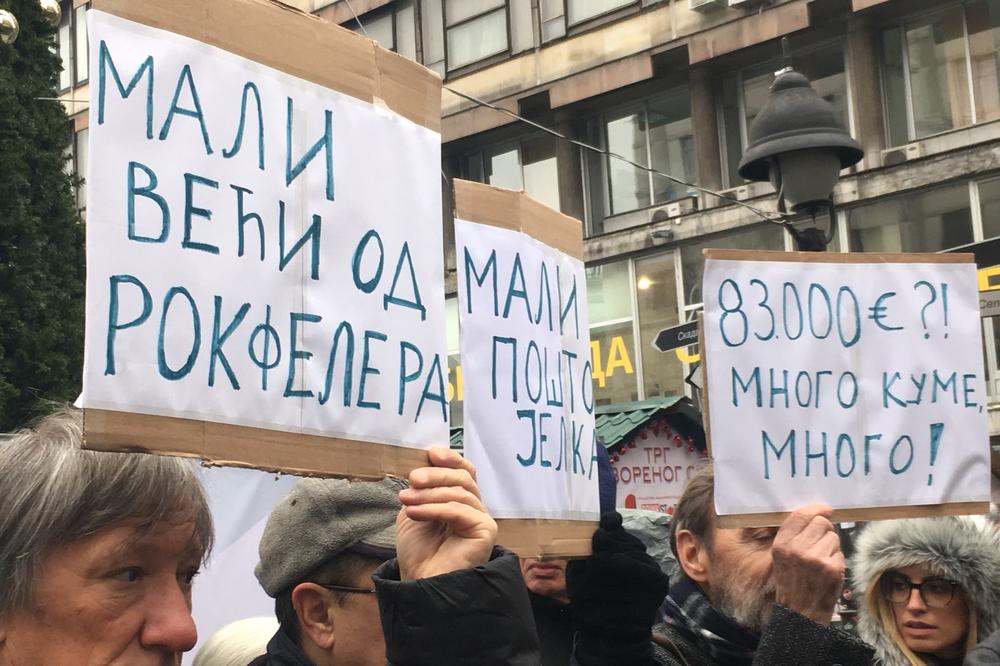 ČUVARI STAROG GRADA: Oslobodimo Beograd od fantoma s preskupim jelkama i s folk pevaljkama koje plaše turiste!