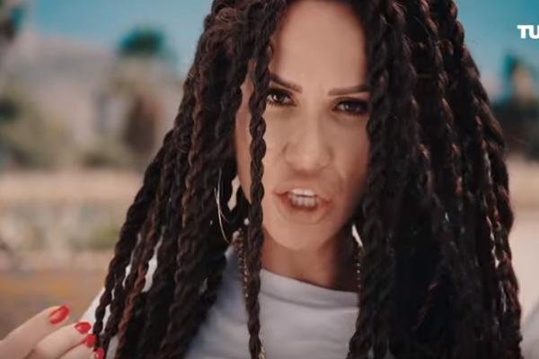 NEPREPOZNATLJIVA! Mnogi su zaboravili kako je Nikolija izgledala PRE PEVAČKE KARIJERE...NIĐE VEZE!