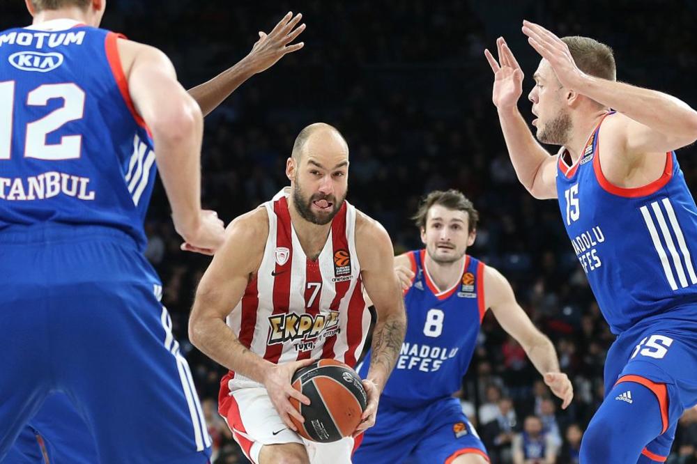 BETON LIGA - EVROLIGA! Efes i Oli u tragičnoj predstavi, Nedović vodio Unikahu do pobede, Barsa nastavlja da tone! (VIDEO)