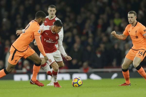 ŠTA JE OVO BILO NA EMIREJTSU? Ludilo u derbiju Arsenala i Liverpula, kakvih 6 golova smo videli! (VIDEO)