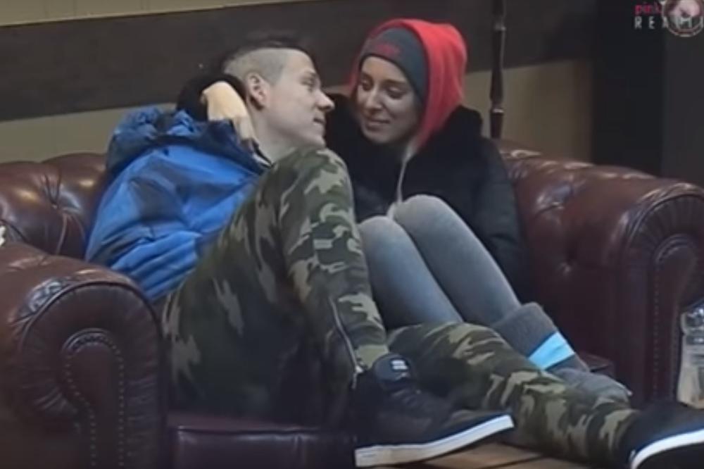 LUNA I SLOBA SE ODALI, MISLILI DA IH NIKO NE ČUJE, PA SE IZLETELI: Znaš ono kad si mi rekao da ne moramo više da se KRIJEMO? (VIDEO)