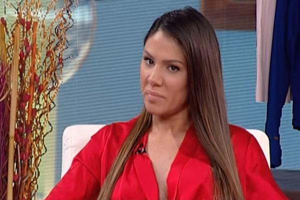 SANDRA AFRIKA PO PRVI PUT POKAZALA GU*U I TO BEZ GAĆICA: Od ovoga može da se umre...