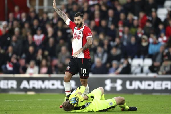 Mogao je da mu otkine glavu! Zbog ovog jezivog starta Tadićev saigrač optužen za NASILNIČKO PONAŠANJE! (VIDEO)