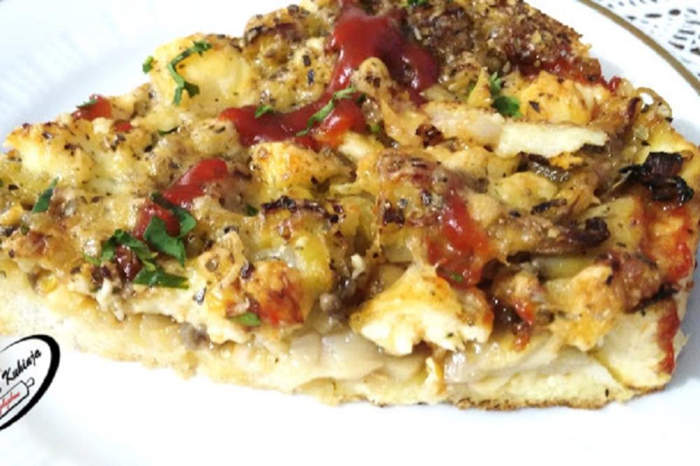 Najbrži doručak na svetu! PICA OD STAROG HLEBA je toliko dobra da će vam voda krenuti na usta! (RECEPT) (VIDEO)