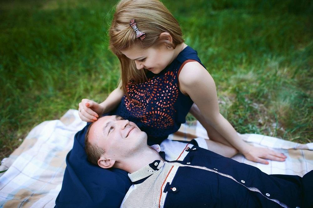 KAD TOTALNO ODLEPITE! 3 stvari koje se događaju vašem telu KAD SE ZALJUBITE (GIF)