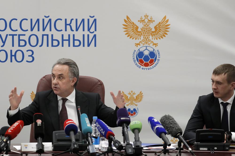 POVUKAO SE, ALI SAMO NA 6 MESECI: Mundijal je pred vratima, a Rusi ostali bez predsednika Fudbalskog saveza!