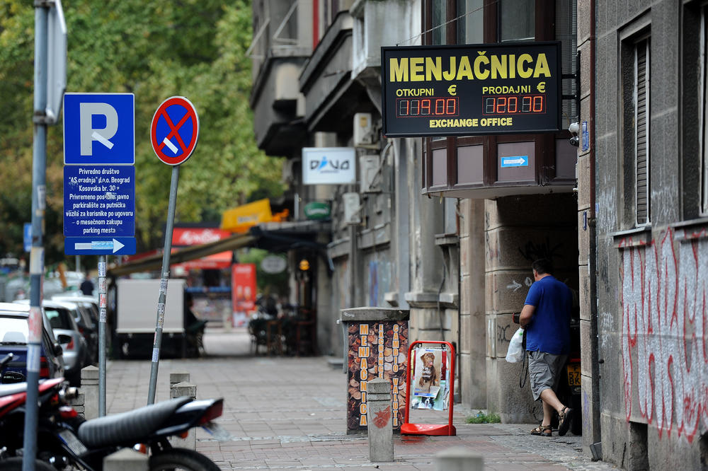 KOLIKI ĆE KURS EVRA SUTRA BITI U SRBIJI: Narodna banka objavila