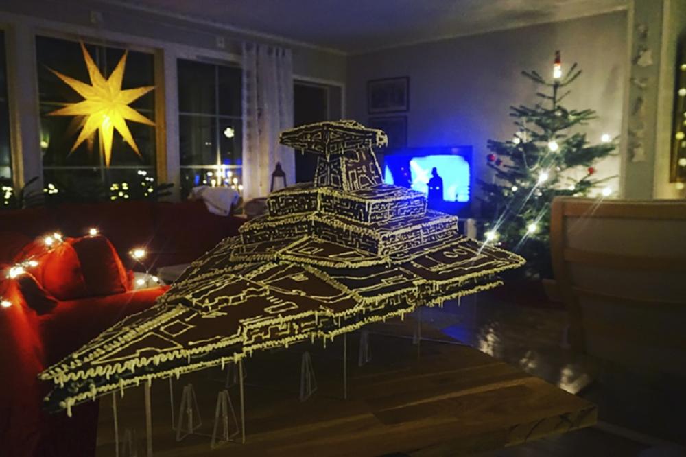 NOVOGODIŠNJA POSLASTICA samo za ljubitelje STAR WARSA! Neka sila bude s tobom i u ovoj noći! (FOTO)