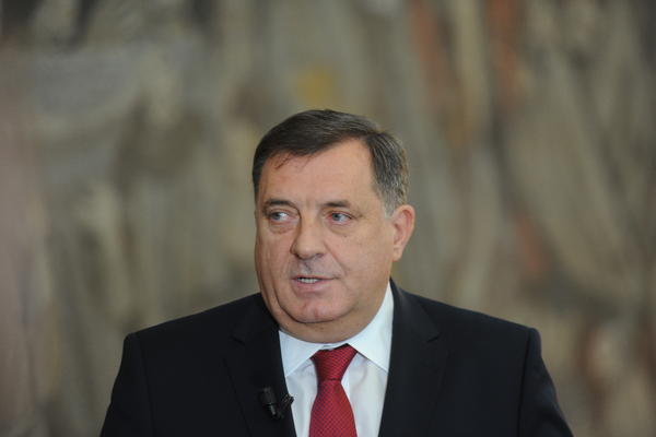 DODIK NAPISAO PISMO VUČIĆU: Moli predsednika Srbije da ne učini OVO!