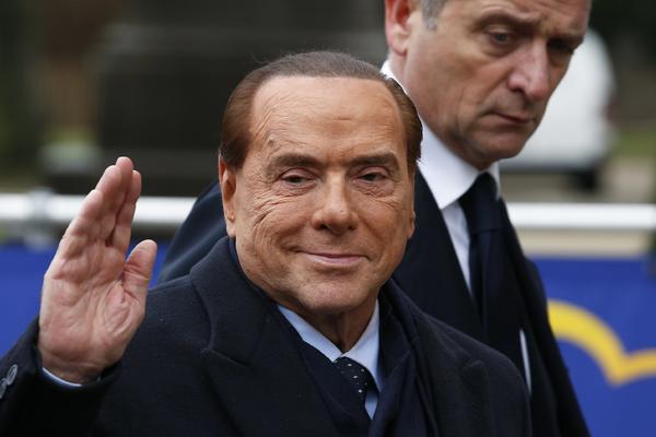 MORAĆE DA SE ODMARA NEKO VREME: Berluskoni uskoro izlazi iz bolnice!