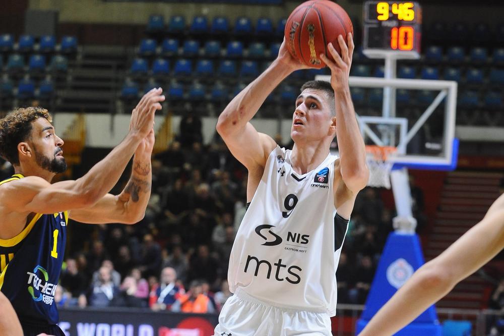 ČUDNO MI JE ŠTO VIŠE NISAM DEO PARTIZANA, ALI SADA JE PRAVO VREME: Vanja Marinković se oprostio od dresa crno-belih