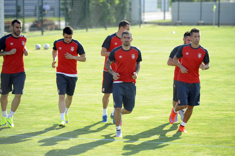 SRBIJO, UŽIVAJ! Ja sam Petar Škuletić i imam top u nogama! (VIDEO)