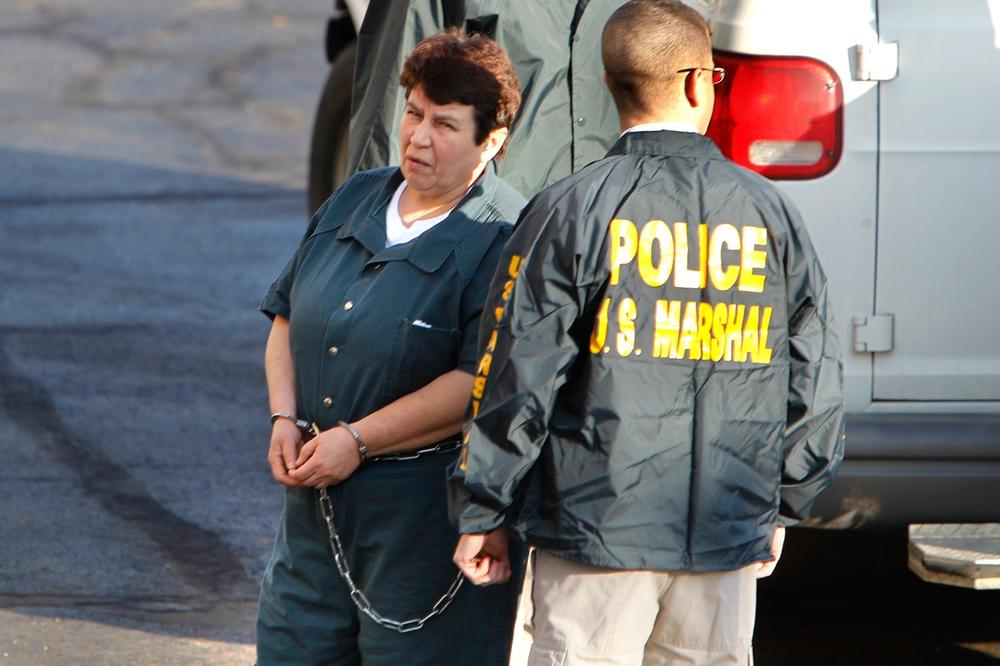 IAKO JE KLALA I MUČILA ZAROBLJENE SRBE: Azra Bašić osuđena na 14 GODINA zatvora?!