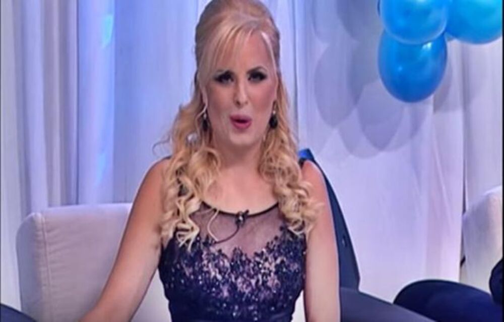 Lea Kiš u svojoj emisiji 'Nedeljno popodne kod Lee Kiš