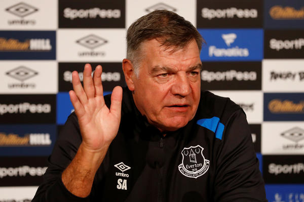 IZBROJALI 28 MILKI: Everton doveo jednog od najboljih i najtraženijih napadača Evrope!