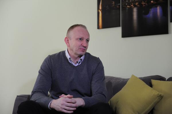 DRAGAN ĐILAS: Treba da gradimo obdaništa, a ne šoping centre! Vratiću sve što su ovi ukinuli! (VIDEO)