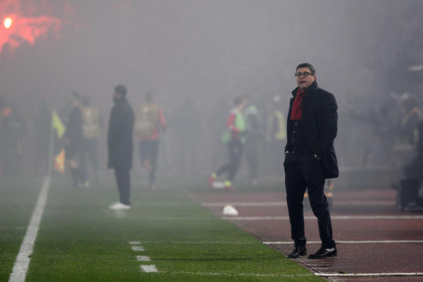 MILOJEVIĆ JE HIT U GRČKOJ! Trener Zvezde nagrađen od strane igrača za uspeh na klupi Panioniosa! (FOTO)