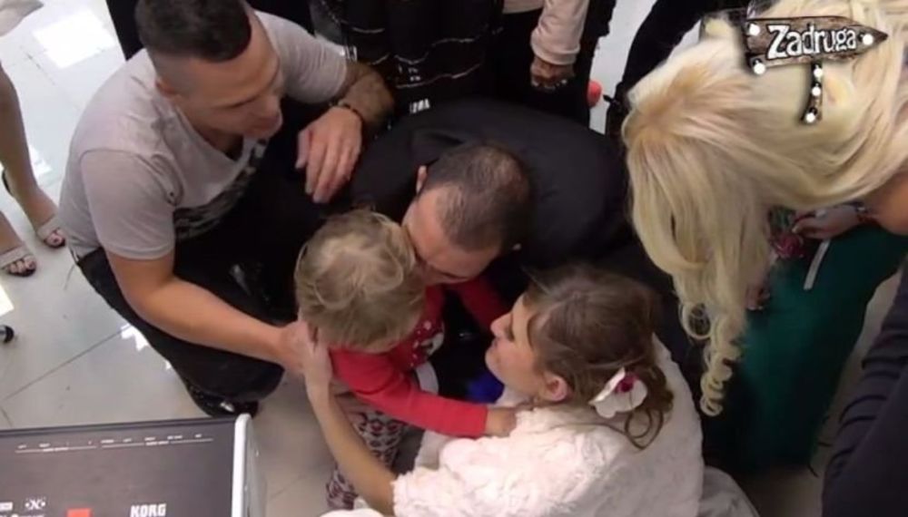 Divnini roditelji ne mogu da joj oproste što je ostavila ćerkicu