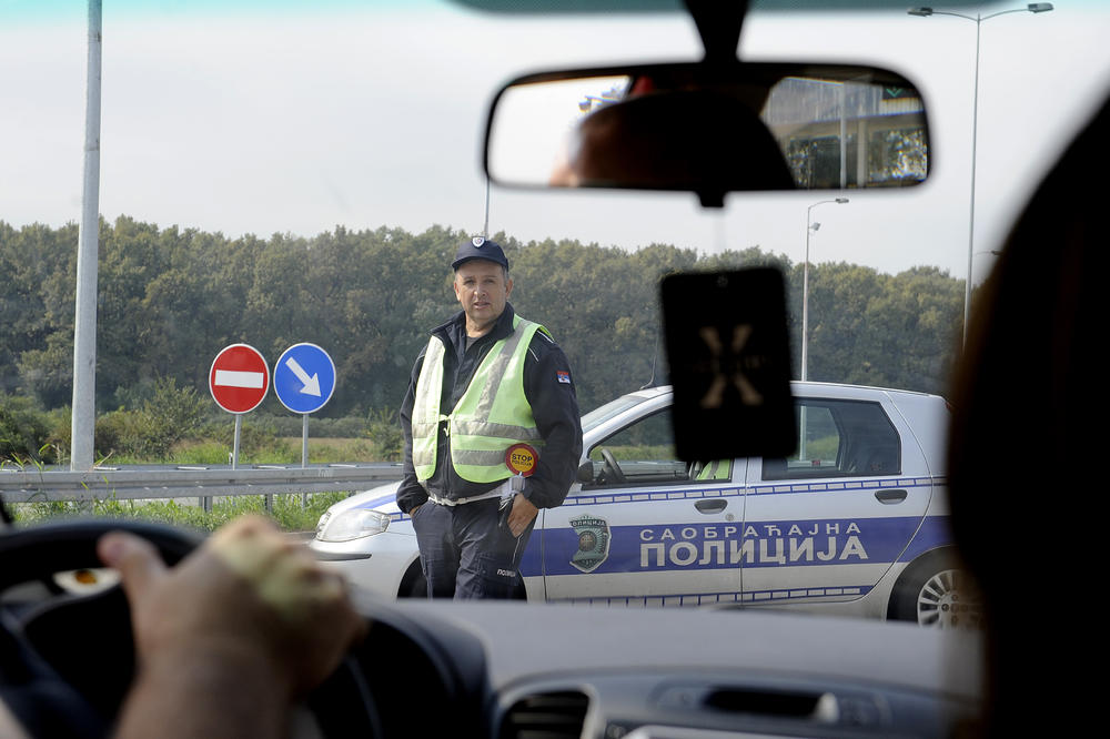 BEŽAO OD POLICIJE U TATINOM LUKSUZNOM AUDIJU A6: Bio je mrtav pijan, bez vozačke dozvole!
