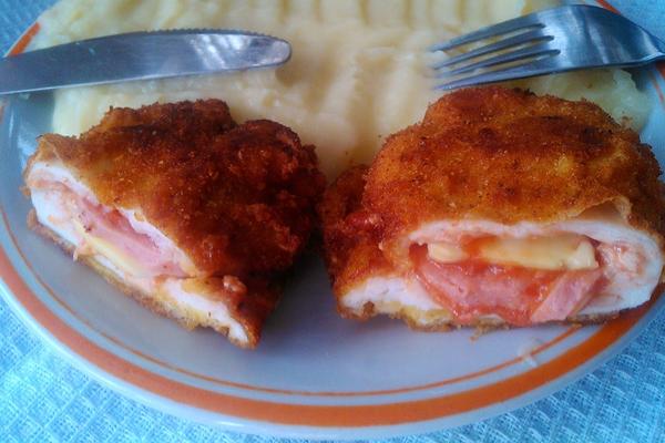 Kad zamirišu bakini PUNJENI PILEĆI MEDALJONI, nema onog ko neće odmah dotrčati u kuhinju! (RECEPT) (VIDEO)