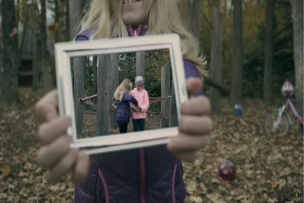 NIKO NE SME DA POGLEDA OVAJ FILM OD 15 SEKUNDI! Ovaj UŽASNI HOROR je proglašen NAJBOLJIM ove godine! (VIDEO)