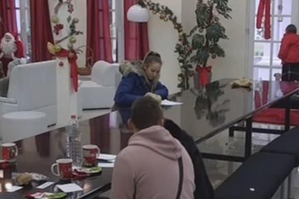 RASPLAKALA NAS JE: Luna napisala pismo porodici koje je Zadrugare ganulo do bola: Mama, tata, Nini, Blanka...  svaki dan mi je sve teži... (VIDEO)