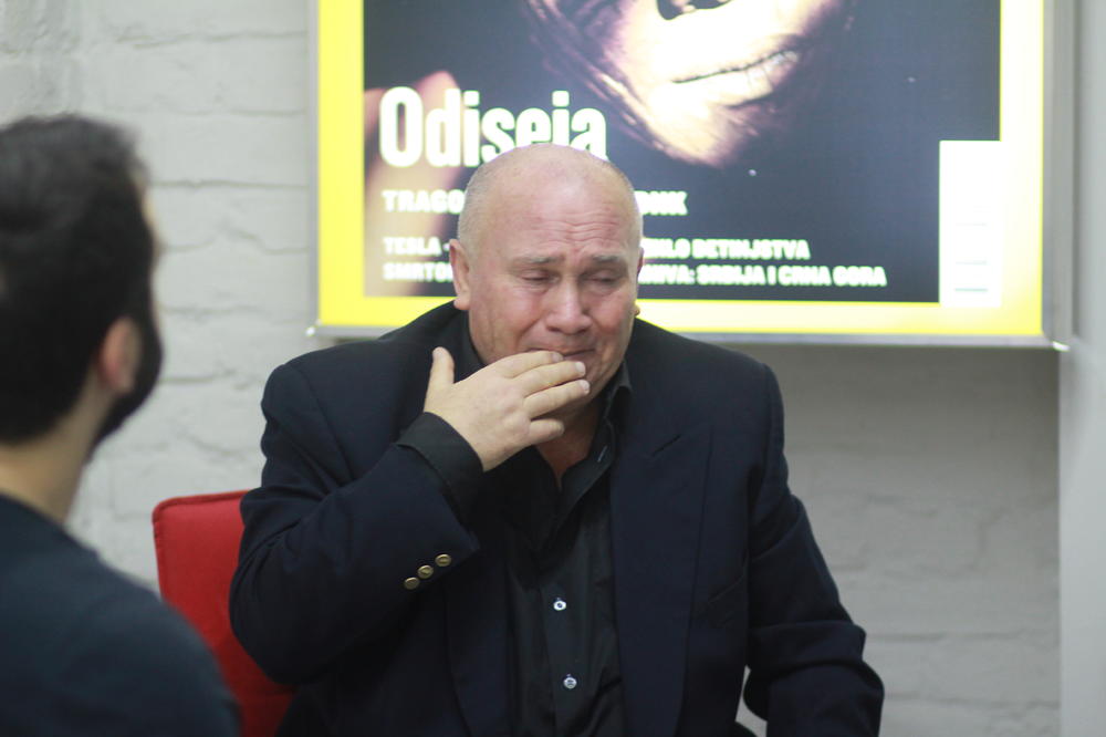 SVE UTAKMICE SU BILE NAMEŠTENE! Kandidat za selektora Srbije kroz suze bez dlake na jeziku: Da su mene odabrali, osvojio bih Mundijal! (FOTO)