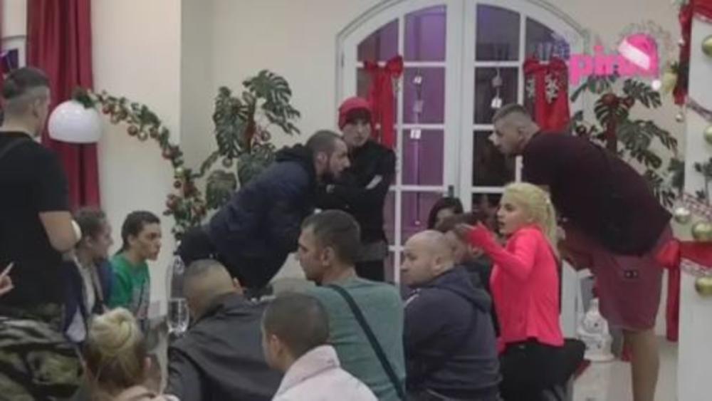 Đekson i Janjuš se posvađali