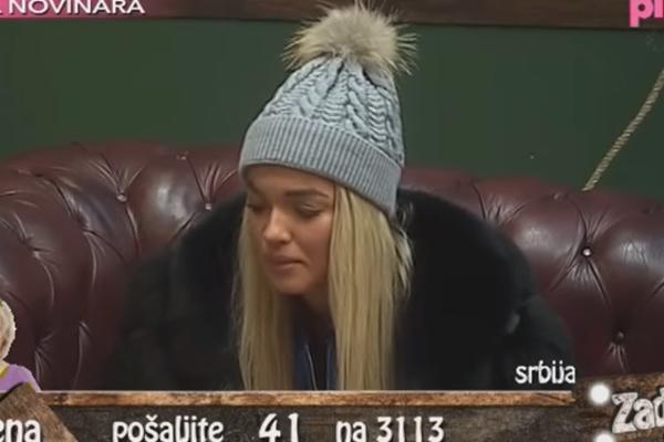 ANĐELO MASIRAO SANJU, TEODORA IH UHVATILA NA DELU, a onda je MUVAO JOŠ JEDNU DEVOJKU! Ovakav haos do sada nismo videli! (VIDEO)