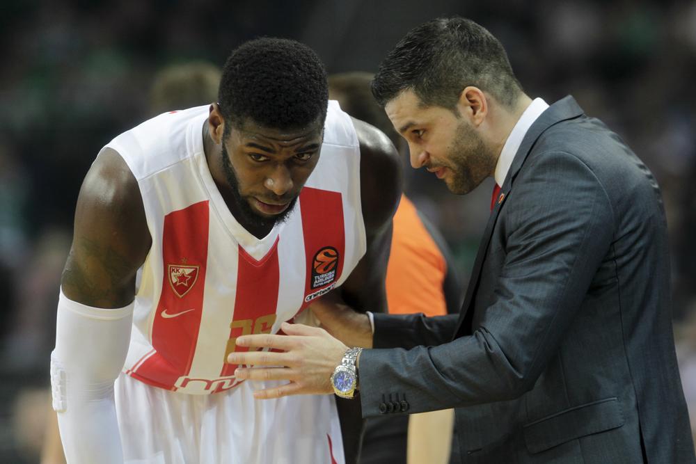 Dušan Alimpijević daje savete Matijasu Lesoru