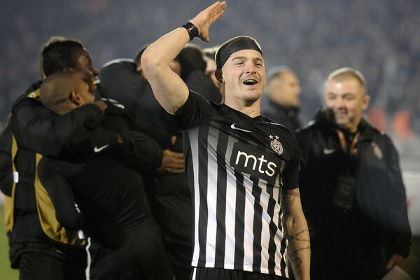 OŽEGOVIĆ ZA ESPRESO: Ovo mi je potez karijere! Briga me šta pričaju navijači, ja ću da ginem za Partizan svakog dana! (FOTO) (VIDEO)