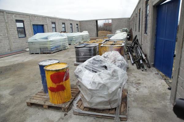 JOŠ JEDNA EKOLOŠKA BOMBA KOD OBRENOVCA: Novih 50 buradi SA OTROVOM su ozbiljna pretnja!