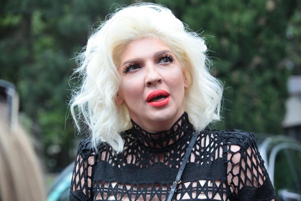 JELENA KARLEUŠA: U 2018. imam samo JEDNU ŽELJU - da moja majka OZDRAVI!