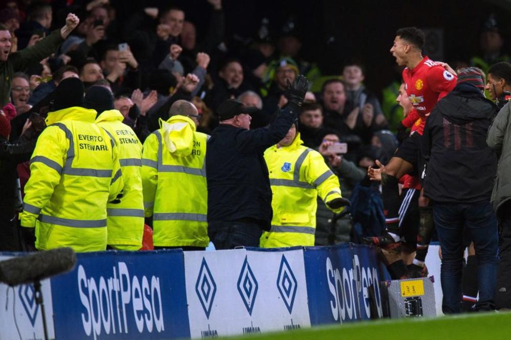 KAKAV POČETAK GODINE NA OSTRVU: Goleada, Liverpul srušio Barnli u 94. minutu, Mančester konačno obradovao navijače! (VIDEO)
