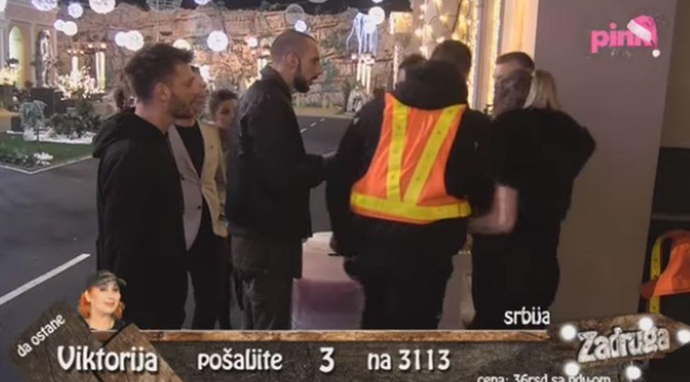 Zadruga: Luna Đogani uadarila šamar Slobi Radanoviću