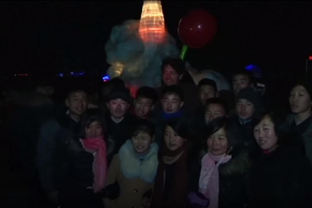 Severna Koreja proslavila Novu godinu pored LEDENE RAKETE, za koju tvrde da može da SRAVNI AMERIKU! (FOTO) (VIDEO)
