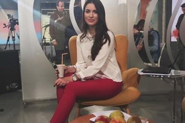 Voditeljka RTS je NAJLEPŠE LICE NA TV, ali o njenom privatnom životu malo se zna: Bila je misica, a onda je počela... (FOTO)