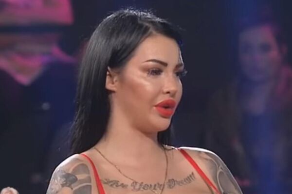 DRAMA: Anđela Veštica u OPEKOTINAMA, svojom objavom zabrinula fanove (FOTO)