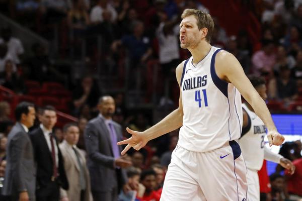 NOVICKI LASKA SRBINU: JEDAN JE OD NAJBOLJIH ŠUTERA SVIH VREMENA!