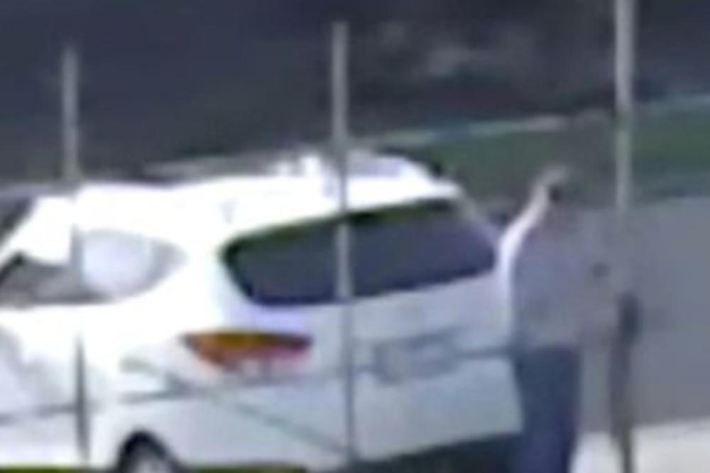 UKRALI MU AUTOMOBIL DOK JE STAJAO PORED NJEGA: Samo je okrenuo leđa, a vozila već nije bilo! (VIDEO)