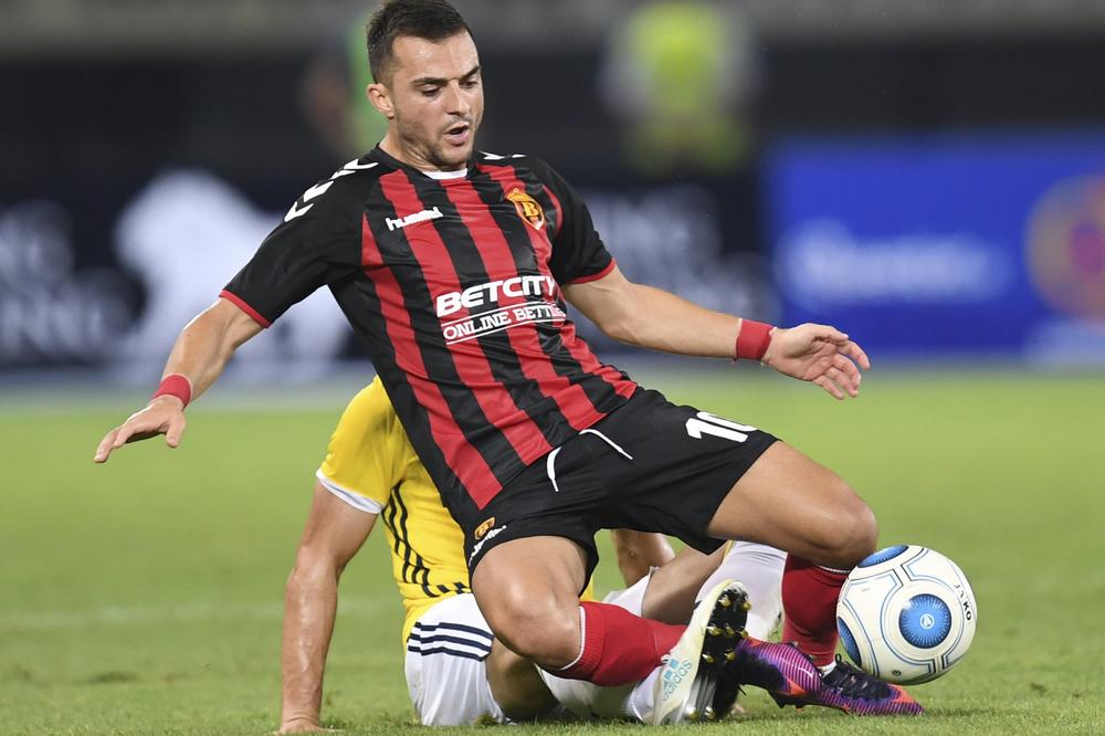 NA CENI! Čuka merka sjajnog fudbalera Vojvodine! (VIDEO)