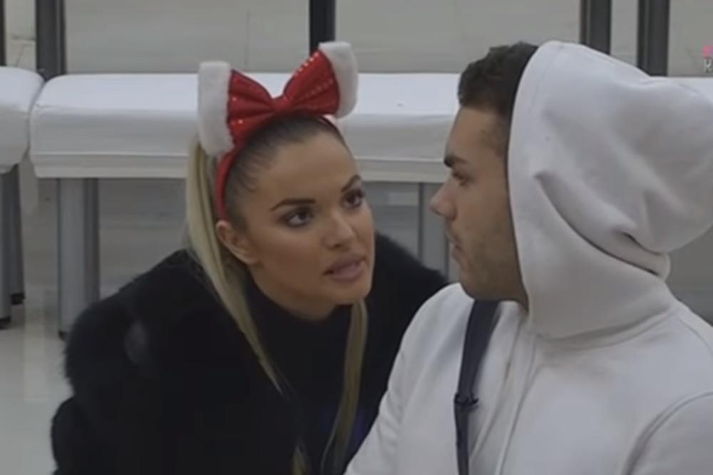 SVI SU POLUDELI U OVOJ ZADRUZI! Teodora i Anđelo imali SE*S PRED SVIMA, bilo je čak i upaljeno svetlo! (VIDEO)