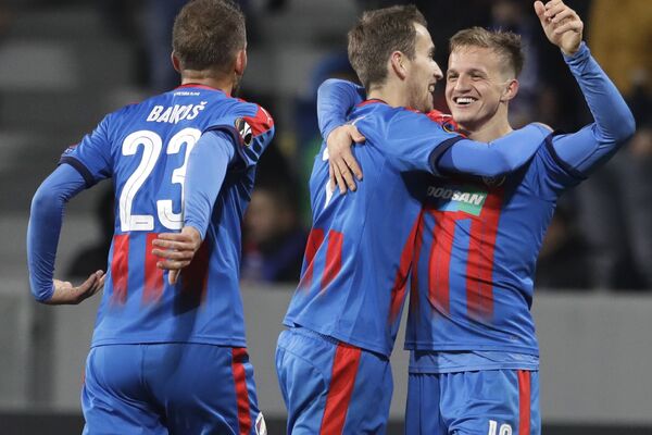 NEK SE PAZI PARTIZAN! Plzenj doveo gorostasa od dva metra pred duel sa crno-belima! (FOTO)