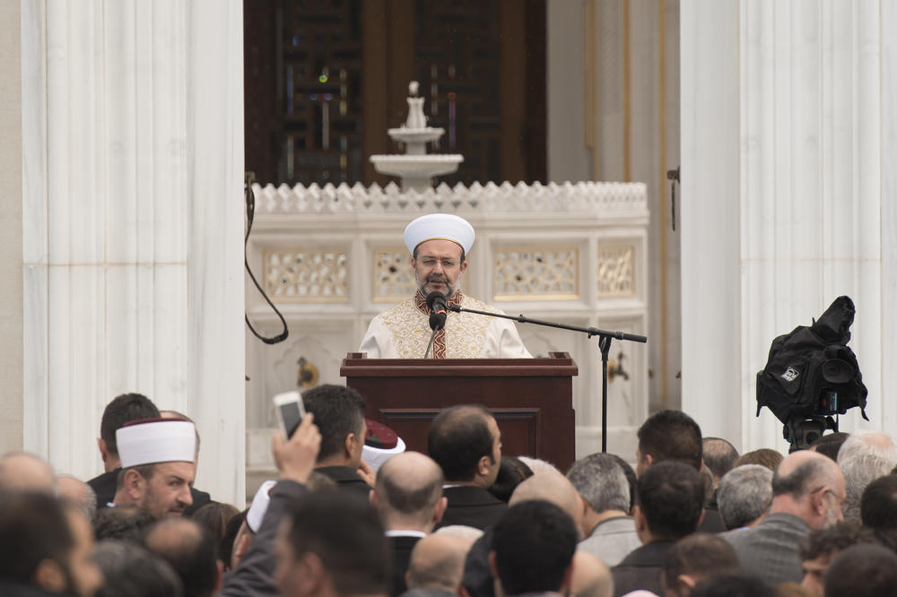 DEVOJČICE MOGU DA SE UDAJU SA 9 GODINA: Nova odluka turske vlade razbesnela svet!