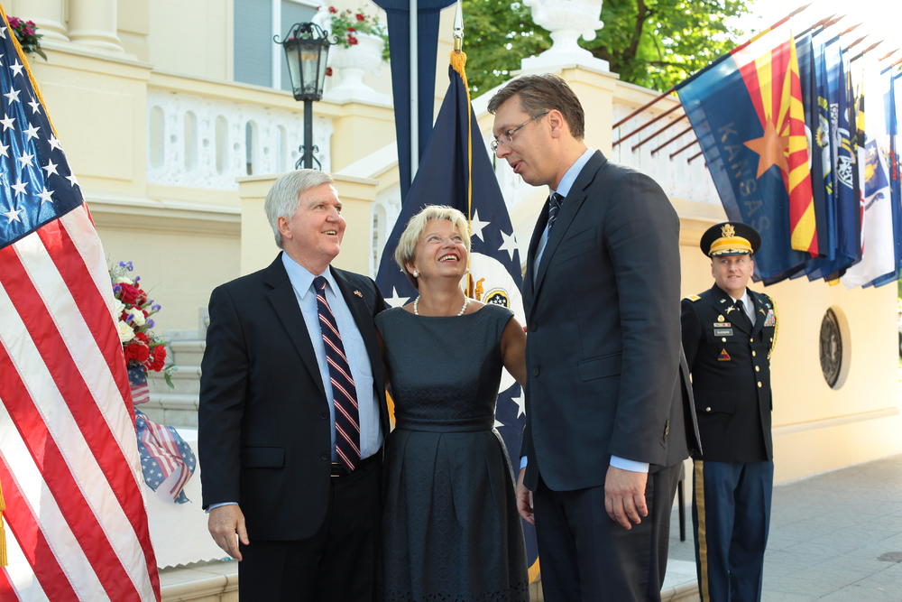 Kajl Skot, Aleksandar Vučić