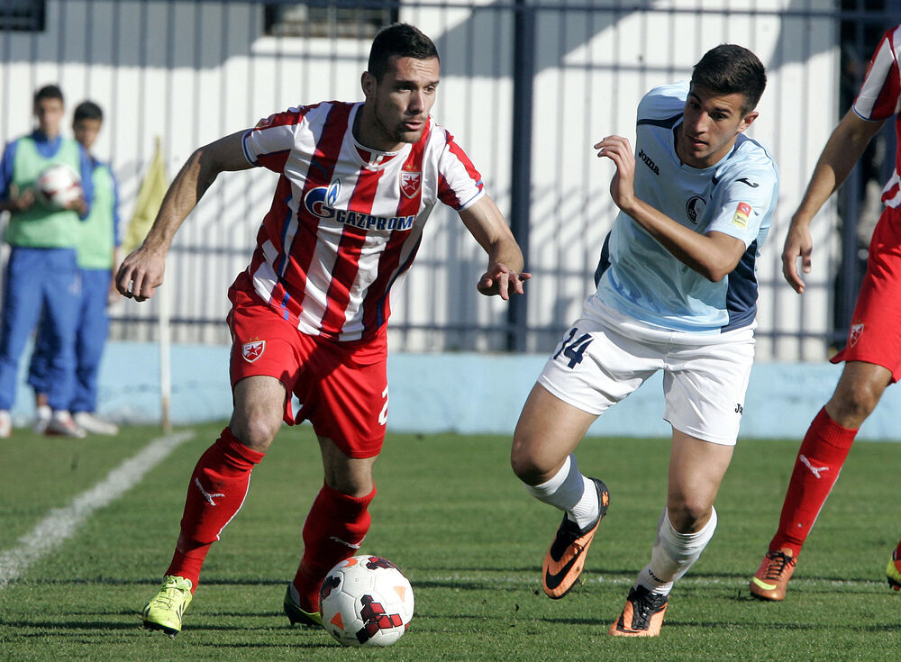 Marko Vešović na meču protiv Rada dok je nosio dres Crvene zvezde