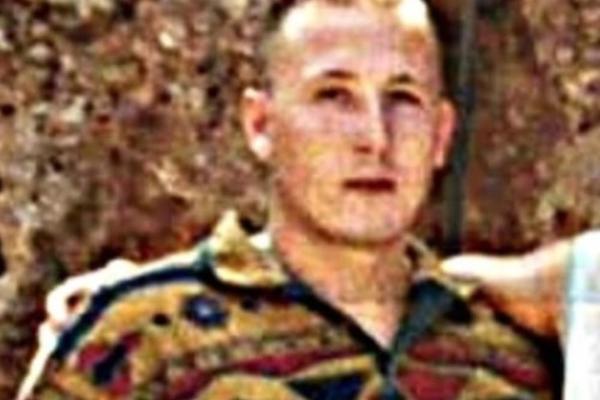 NAJOPASNIJI MOMAK DEVEDESETIH STRADAO OD RUKU POLICIJE: Bio luđi i od Divca, GOKSI BOMBAŠ UTERIVAO STRAH U KOSTI!