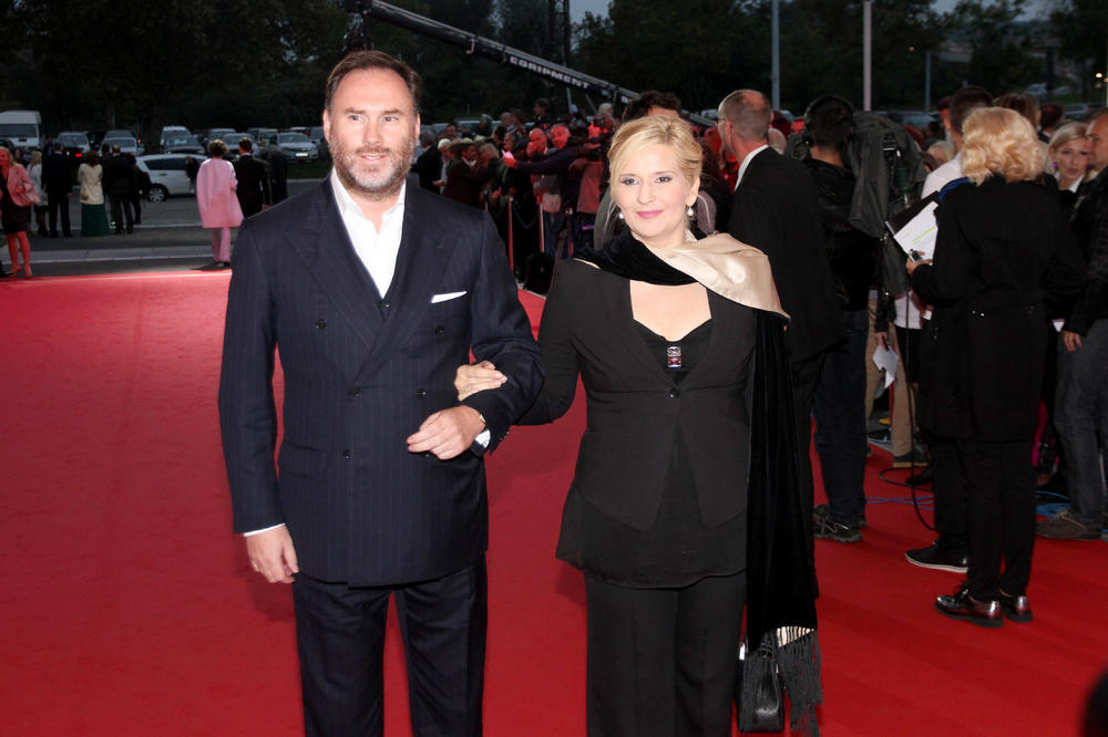 TU SAM 24 SATA, DOĐITE PO MENE, ALI MI SARADNIKE I PORODICU NE DIRAJTE! Zorana 1 put progovorila o svom PARTNERU