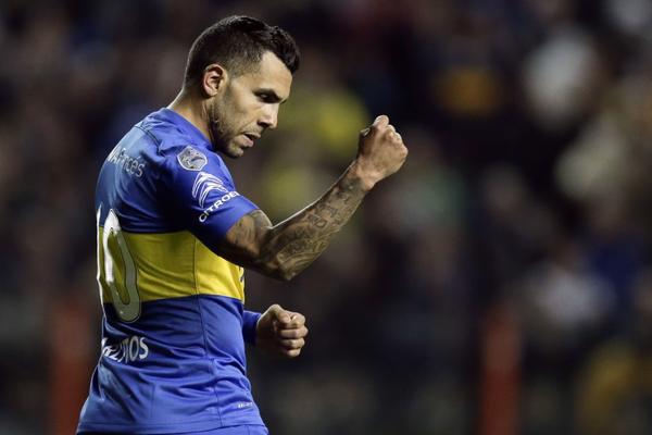 VELIKA GLUPOST ARGENTINSKOG MAJSTORA! Karlos Tevez se povredio u zatvoru! (FOTO)